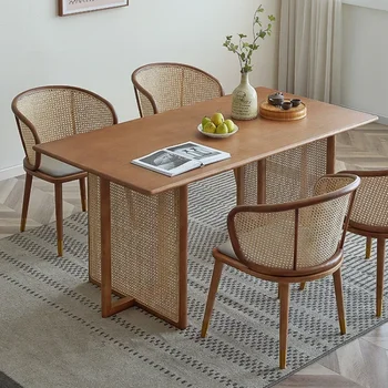 Обеденный стол из массива дерева бытовой прямоугольный бревенчатый обеденный стул комбинированный ротанг декоративный