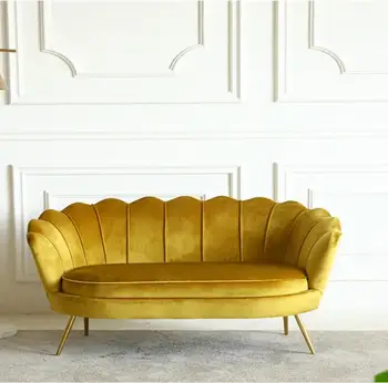Роскошный диван в форме цветочной раковины Золотой латунь Металлическая обивка Бархатная ткань 2-местная мебель для гостиной Современный стул
