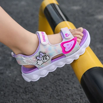 2023 Летние новые детские сандалии на открытом воздухе для девочек дышащие мягкие подошвы пляжные сандалии принцесса обувь детская обувь для ходьбы на открытом воздухе